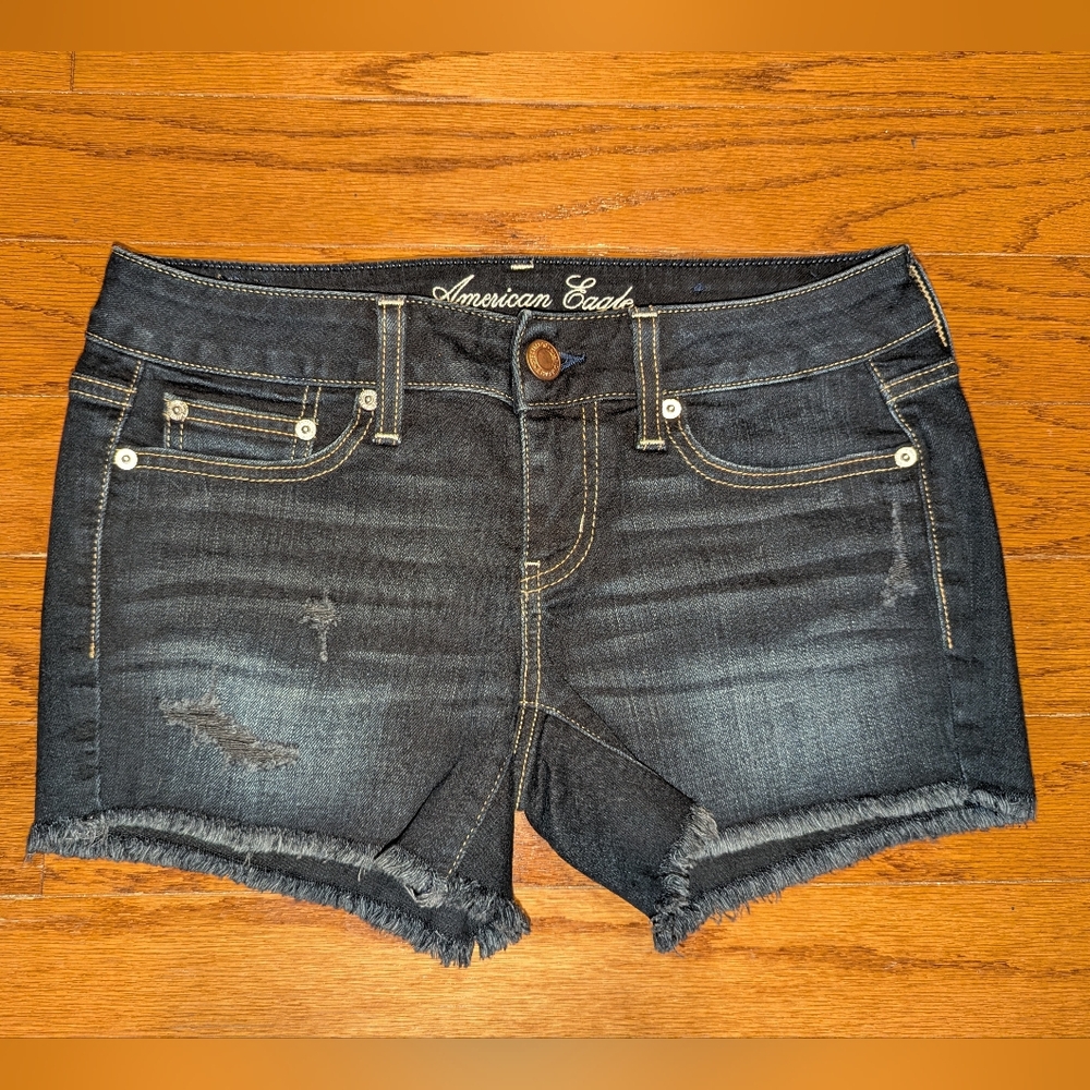 American Eagle jean shorts bundle - low rise - size 4 - Distressed - Picture 5 of 14